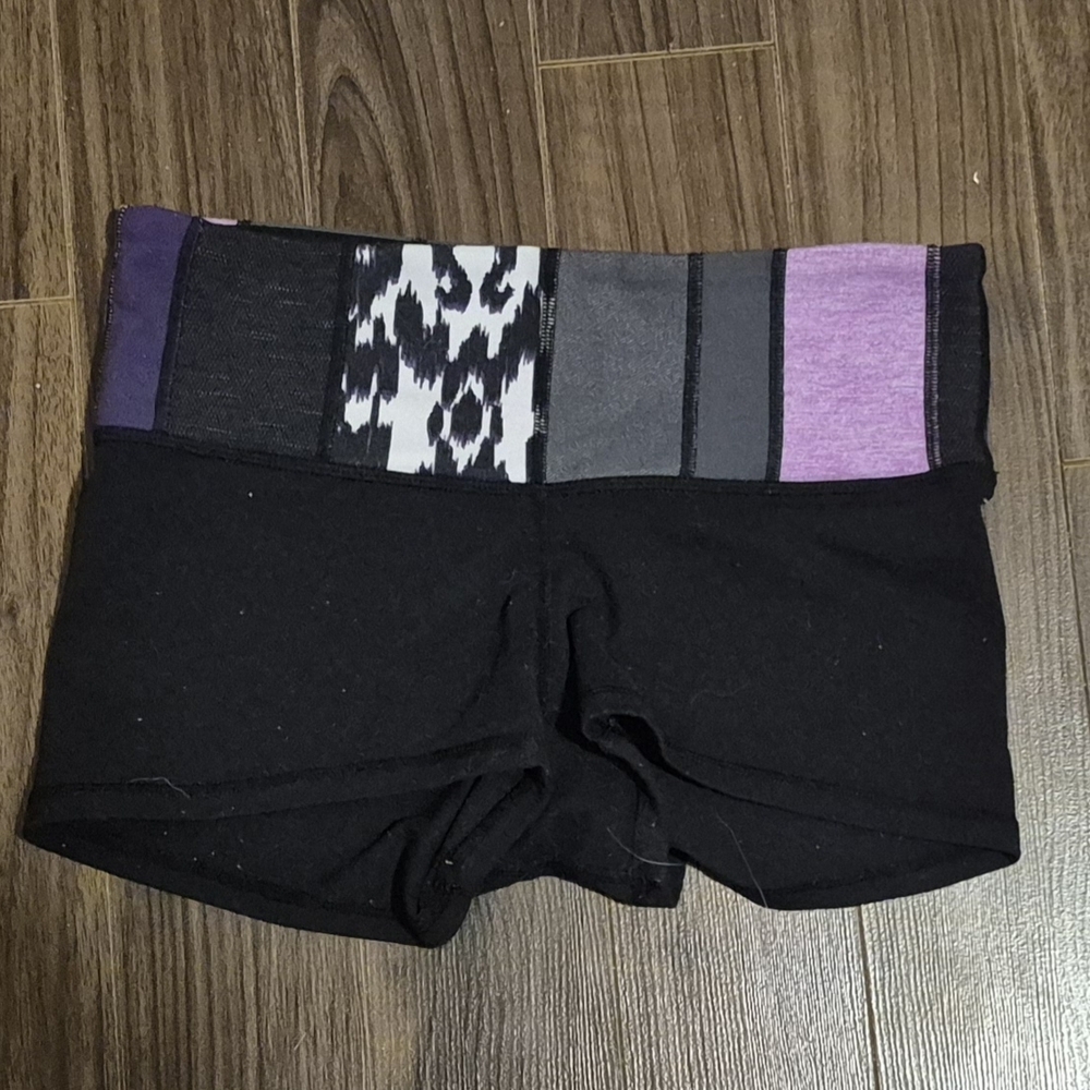 Lululemon Athletica Black and Purple Athletic Shorts with Vibrant Waistband